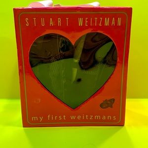 Weitzman baby shoes black.